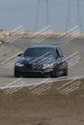 media/Oct-19-2025-Speed Ventures (Sun) [[a6e7fe67be]]/Purple/Session 2 (Outside Grapevine)/